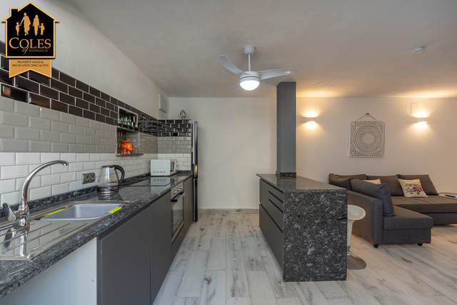 TUR5V04: Villa for Sale in Turre, Almería