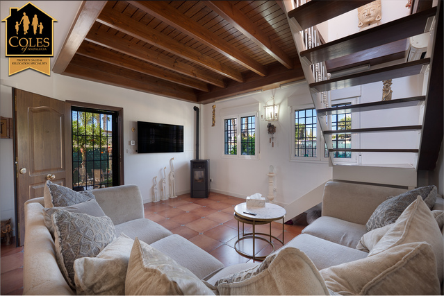 TUR5V04: Villa for Sale in Turre, Almería