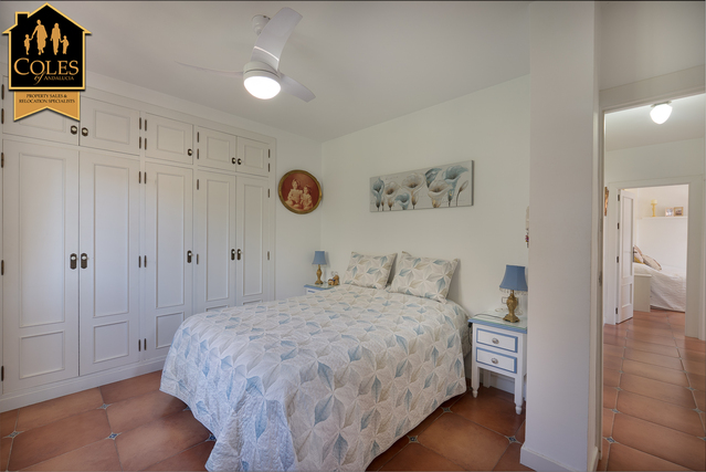 TUR5V04: Villa for Sale in Turre, Almería