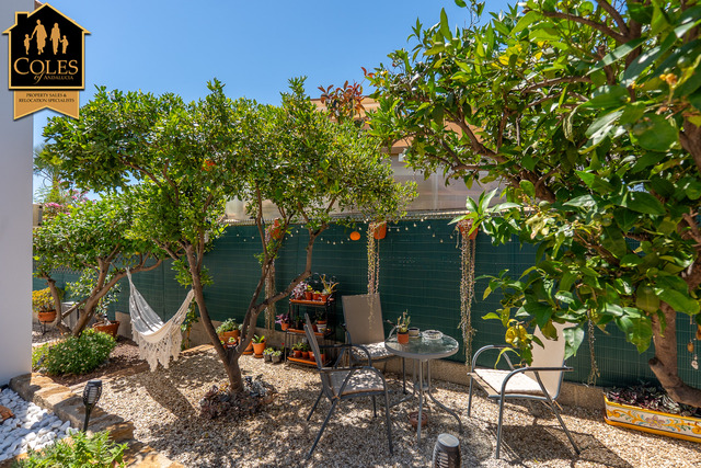 TUR5V04: Villa for Sale in Turre, Almería