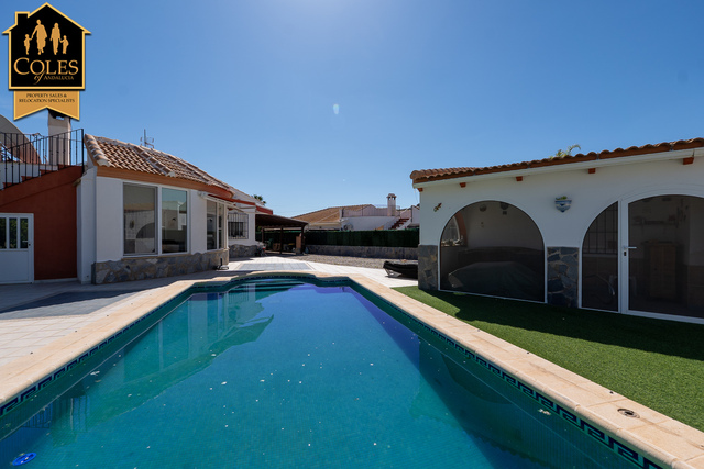 ARB3VLP54: Villa for Sale in Arboleas, Almería