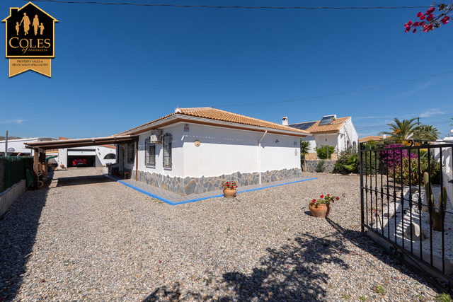 ARB3VLP54: Villa for Sale in Arboleas, Almería
