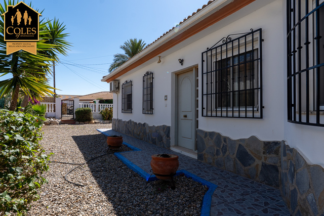 ARB3VLP54: Villa for Sale in Arboleas, Almería