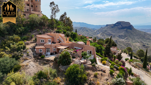 3 Bedroom Villa in Sierra Cabrera