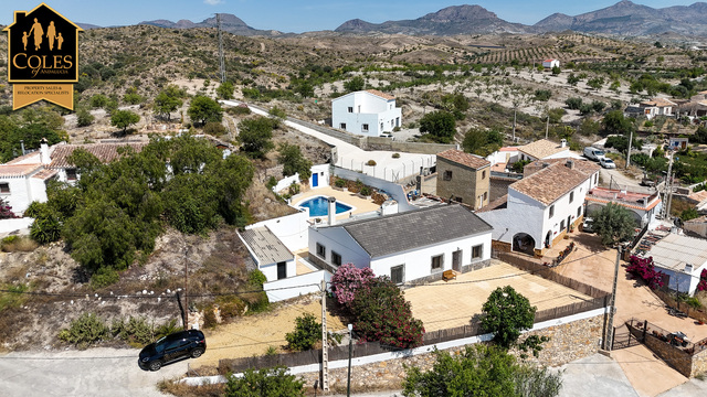 4 Bedroom Cortijo in Albox