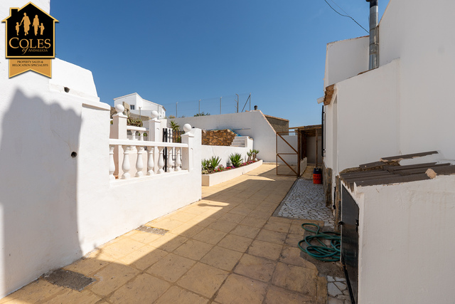 ALB4C07: Cortijo for Sale in Albox, Almería