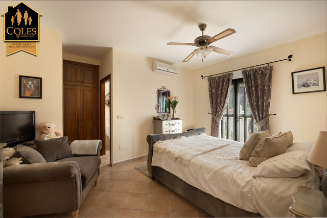 CAN5V02: Villa for Sale in Cantoria, Almería CAN5V02: Villa for Sale in Cantoria, Almería