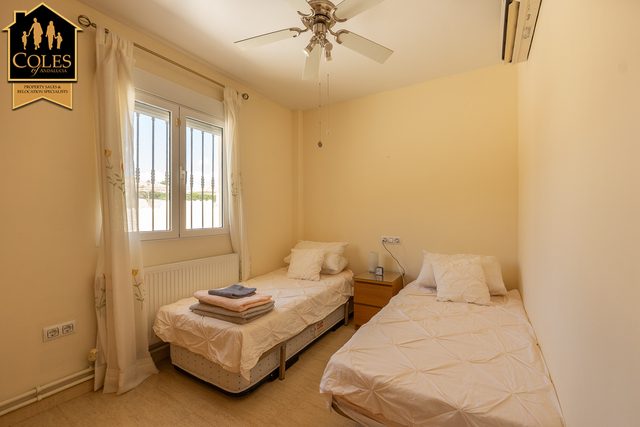 ARB3VER17: Villa for Sale in Arboleas, Almería