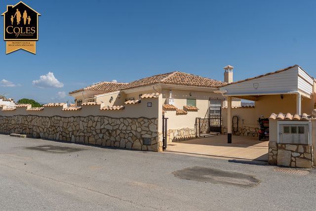 ARB3VER17: Villa for Sale in Arboleas, Almería