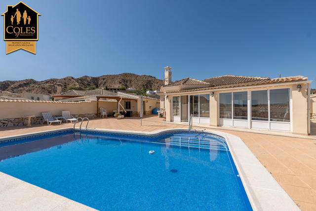 ARB3VER17: Villa for Sale in Arboleas, Almería