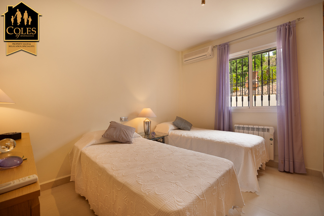 HUE5V02: Villa for Sale in Huercal-Overa, Almería