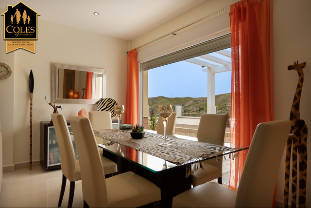HUE5V02: Villa for Sale in Huercal-Overa, Almería
