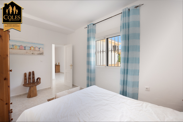 PAR5V01: Villa for Sale in Partaloa, Almería