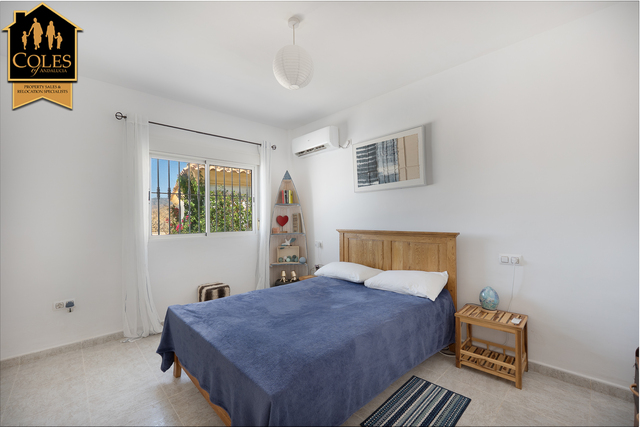 PAR5V01: Villa for Sale in Partaloa, Almería