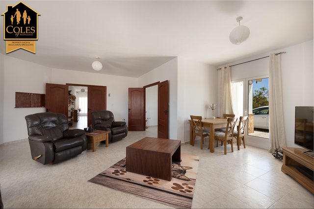 PAR5V01: Villa for Sale in Partaloa, Almería