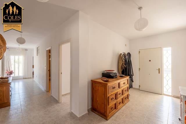 PAR5V01: Villa for Sale in Partaloa, Almería