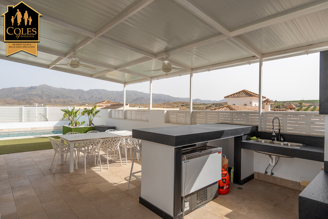 GAL4V08: Villa for Sale in Los Gallardos, Almería