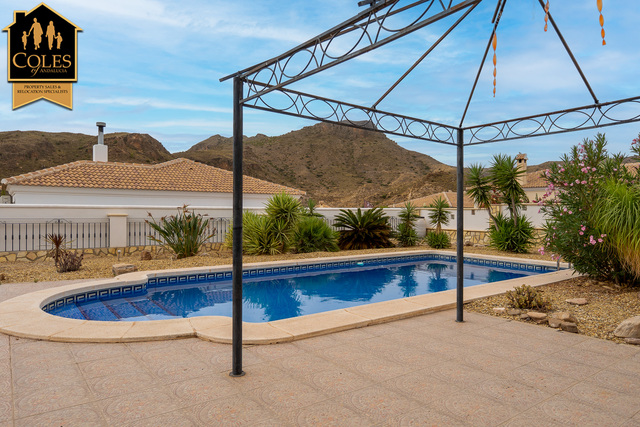 ARB3VH38: Villa for Sale in Arboleas, Almería