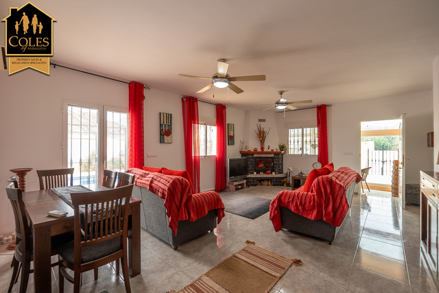 ARB3VH38: Villa for Sale in Arboleas, Almería