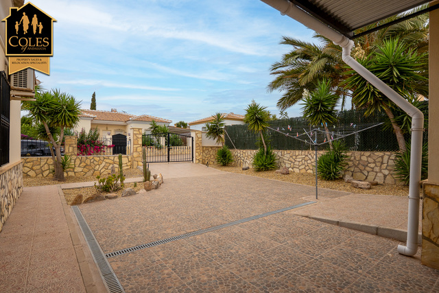 ARB3VH38: Villa for Sale in Arboleas, Almería