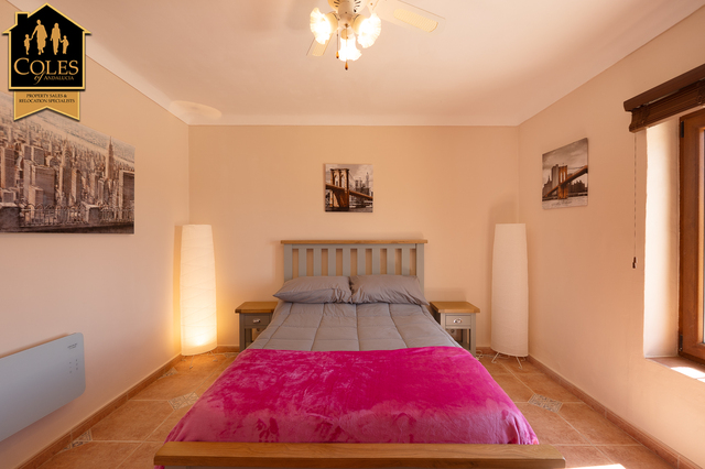 ORI6C03: Cortijo for Sale in Oria, Almería