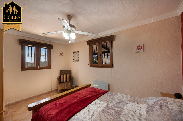 ORI6C03: Cortijo for Sale in Oria, Almería