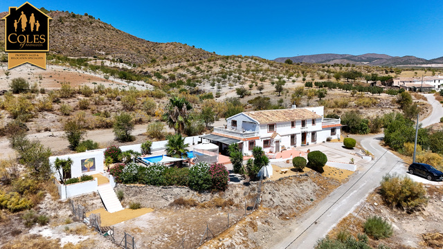 ORI6C03: Cortijo for Sale in Oria, Almería