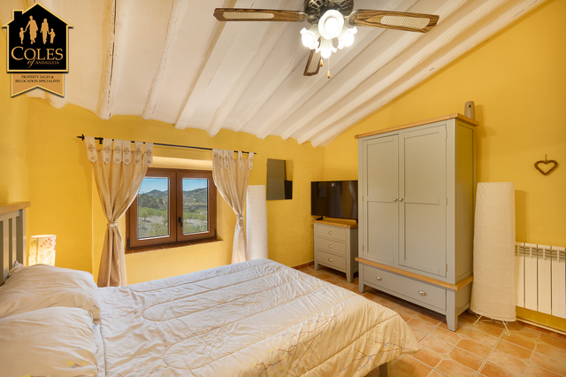 ORI6C03: Cortijo for Sale in Oria, Almería