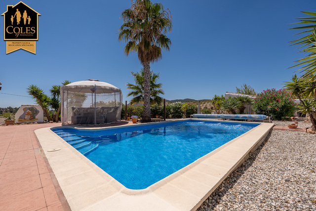 ORI6C03: Cortijo for Sale in Oria, Almería