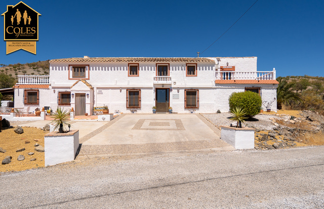 ORI6C03: Cortijo for Sale in Oria, Almería