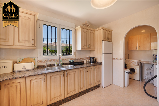 ARB3VLP55: Villa for Sale in Arboleas, Almería