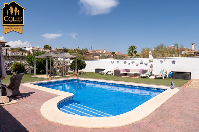 ARB3VLP55: Villa for Sale in Arboleas, Almería