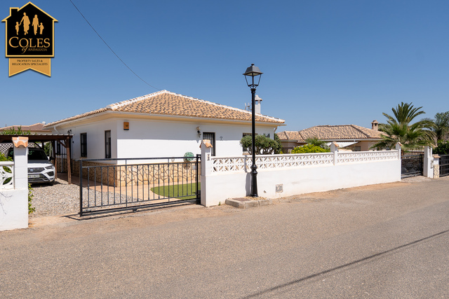 ARB3VLP55: Villa for Sale in Arboleas, Almería