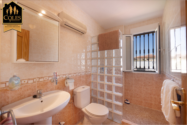 ARB3VLP55: Villa for Sale in Arboleas, Almería