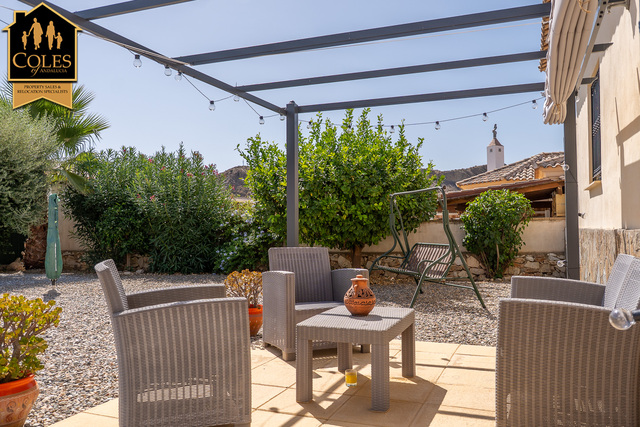 ARB3VLP56: Villa for Sale in Arboleas, Almería