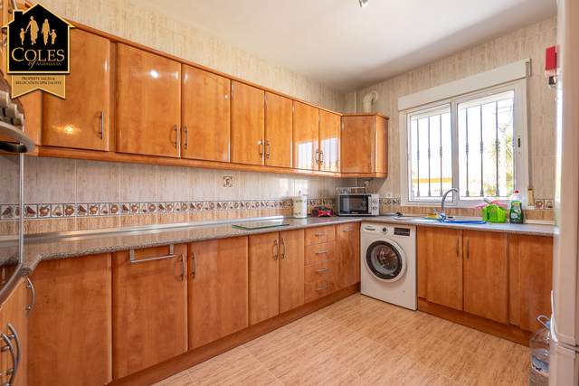 ARB3VLP56: Villa for Sale in Arboleas, Almería