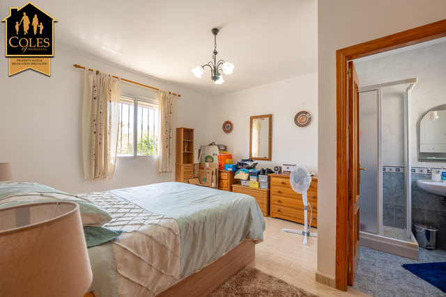 ARB3VLP56: Villa for Sale in Arboleas, Almería