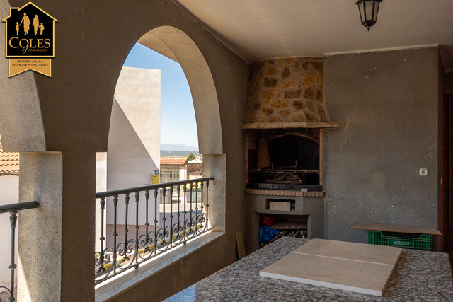 ORI7V01: Villa for Sale in Oria, Almería