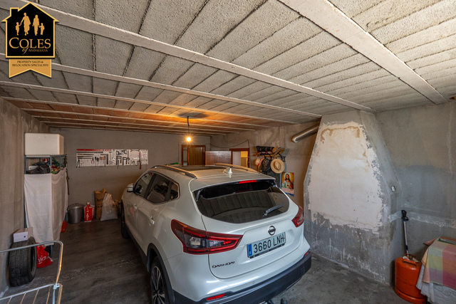 ORI7V01: Villa for Sale in Oria, Almería
