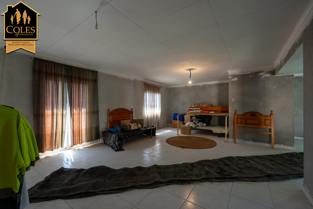 ORI7V01: Villa for Sale in Oria, Almería