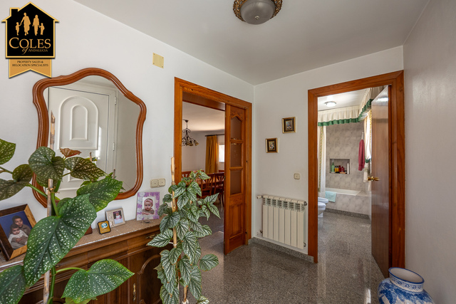 ORI7V01: Villa for Sale in Oria, Almería