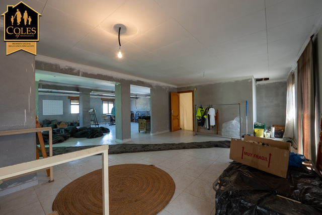 ORI7V01: Villa for Sale in Oria, Almería