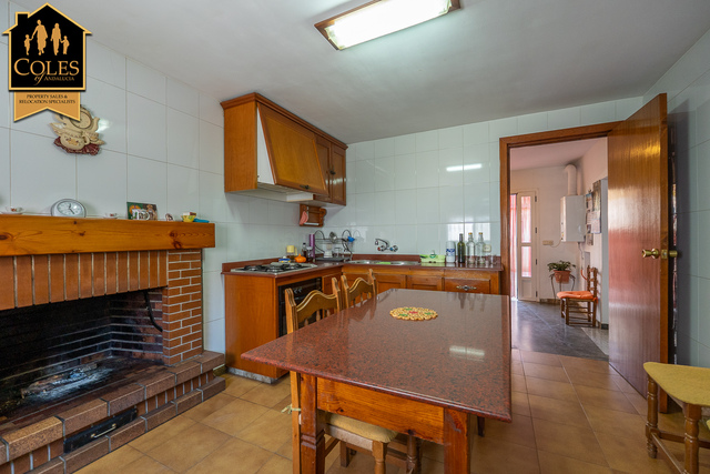 ORI7V01: Villa for Sale in Oria, Almería