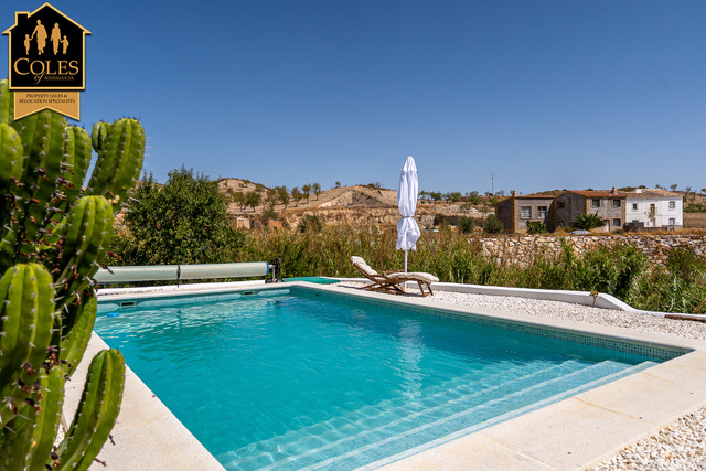 LUB3C02: Cortijo for Sale in Lubrin, Almería LUB3C02: Cortijo for Sale in Lubrin, Almería