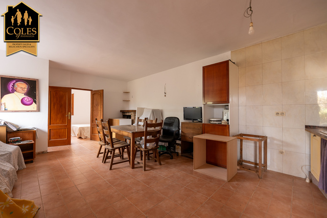 BED5V04: Villa for Sale in Bedar, Almería