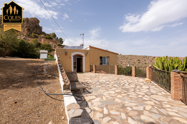 BED5V04: Villa for Sale in Bedar, Almería
