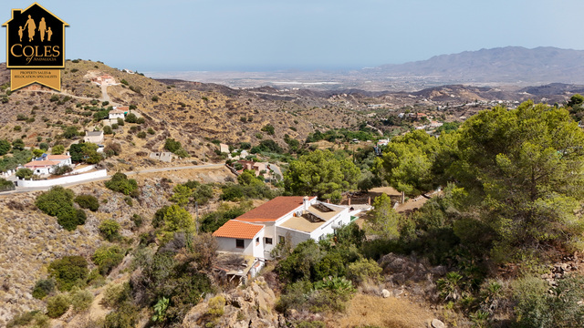 BED5V04: Villa for Sale in Bedar, Almería