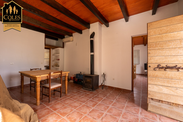 BED5V04: Villa for Sale in Bedar, Almería