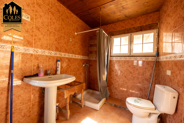 BED5V04: Villa for Sale in Bedar, Almería