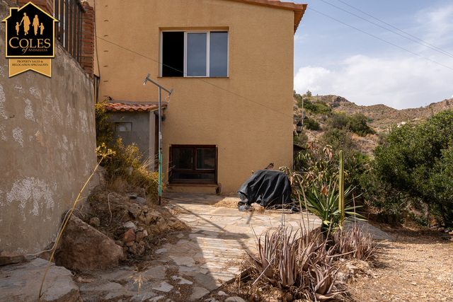 BED5V04: Villa for Sale in Bedar, Almería